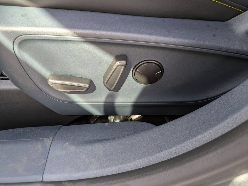 New 2026 Ford Maverick Lobo AWD/4WD image 24