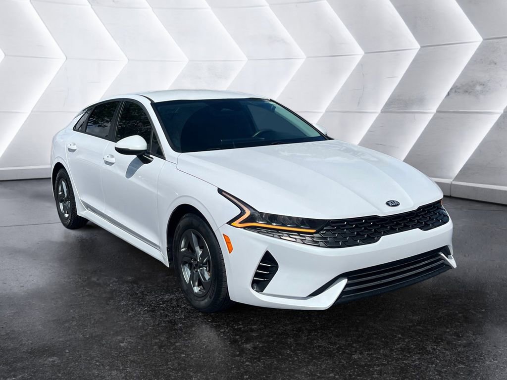 Used 2021 Kia K5 LXS image 1