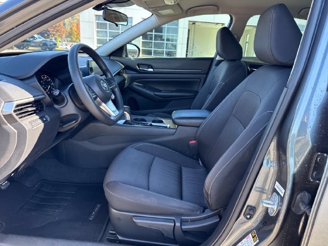 Used 2022 Nissan Altima 2.5 S FWD image 17