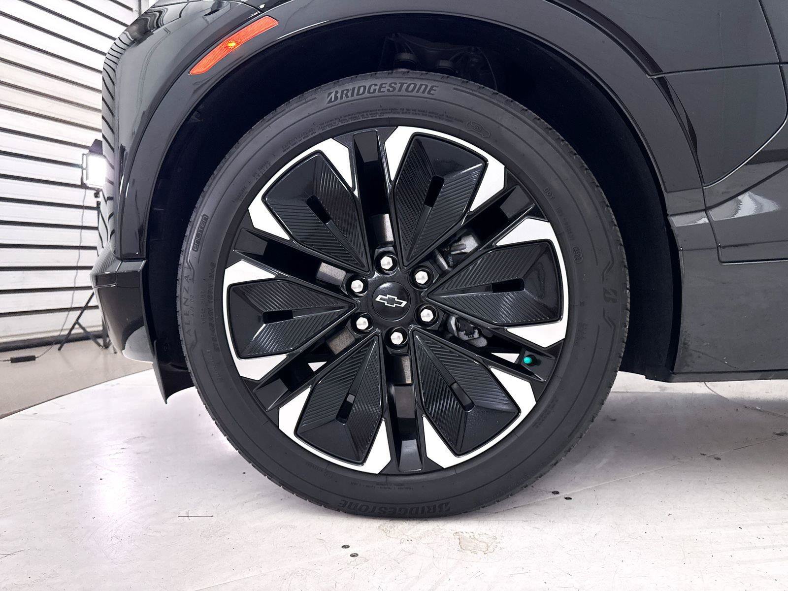 Used 2024 Chevrolet Blazer EV RS AWD/4WD image 11