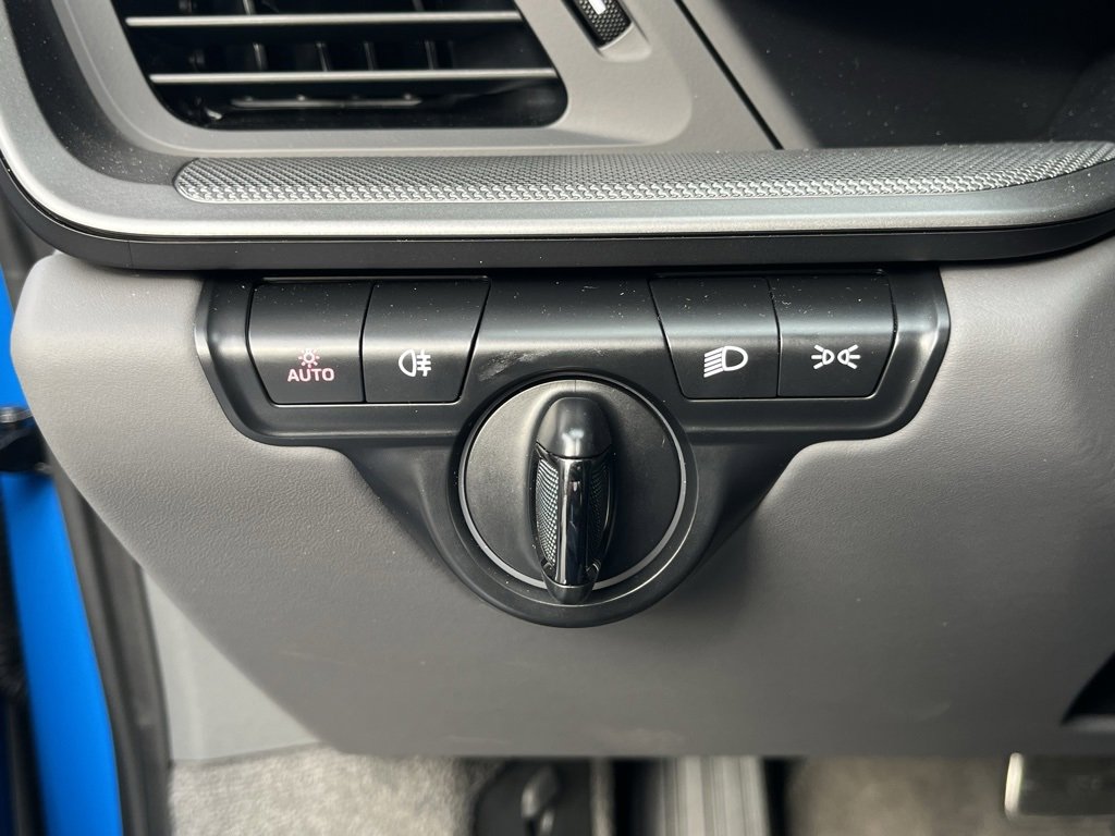 Used 2024 Porsche 911 Carrera 4S w/ Premium Package image 17