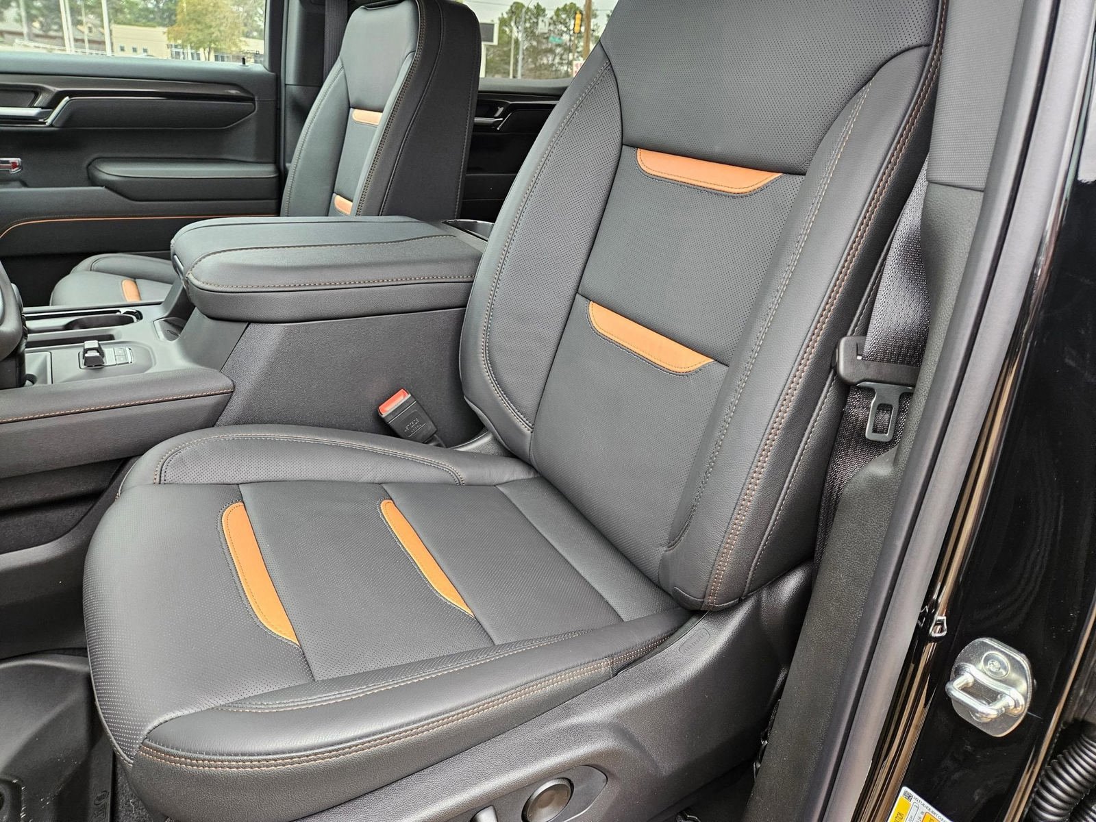 New 2026 GMC Sierra 1500 AT4 w/ LPO, Black Badging Package image 21