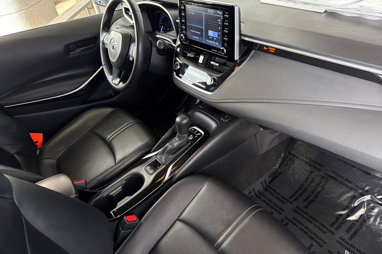 Used 2022 Toyota Corolla LE FWD image 16