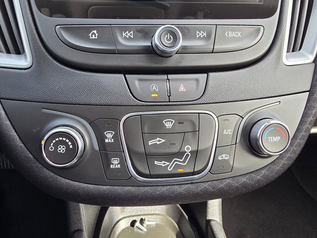 Used 2025 Chevrolet Malibu LS image 18