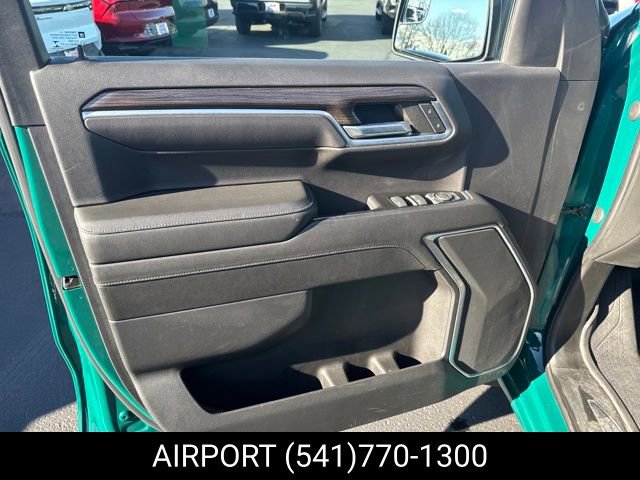 Certified 2022 Chevrolet Silverado 1500 LT w/ Z71 Off-Road Package AWD/4WD image 9