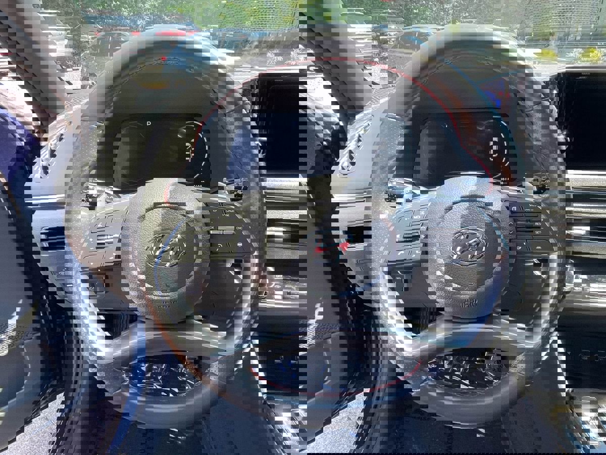 Used 2021 Hyundai Sonata SEL Plus w/ Tech Package image 11