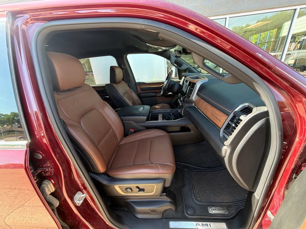 Used 2022 RAM 1500 Limited AWD/4WD image 11
