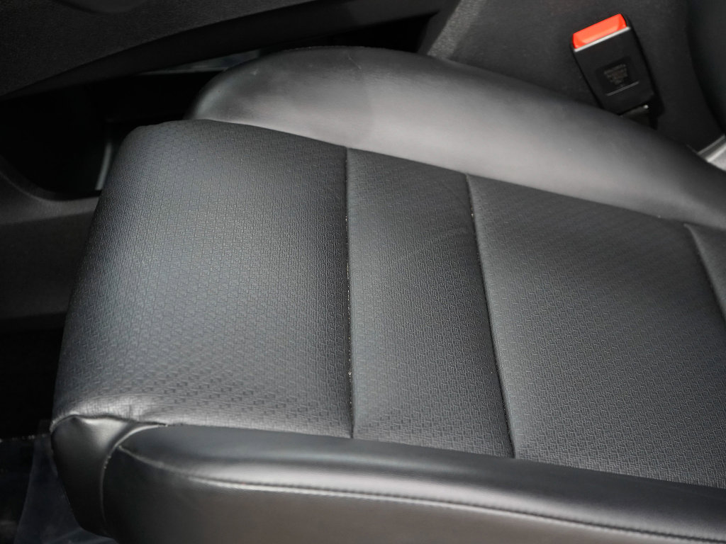 Used 2023 Nissan Rogue SV w/ SV Premium B Package image 19