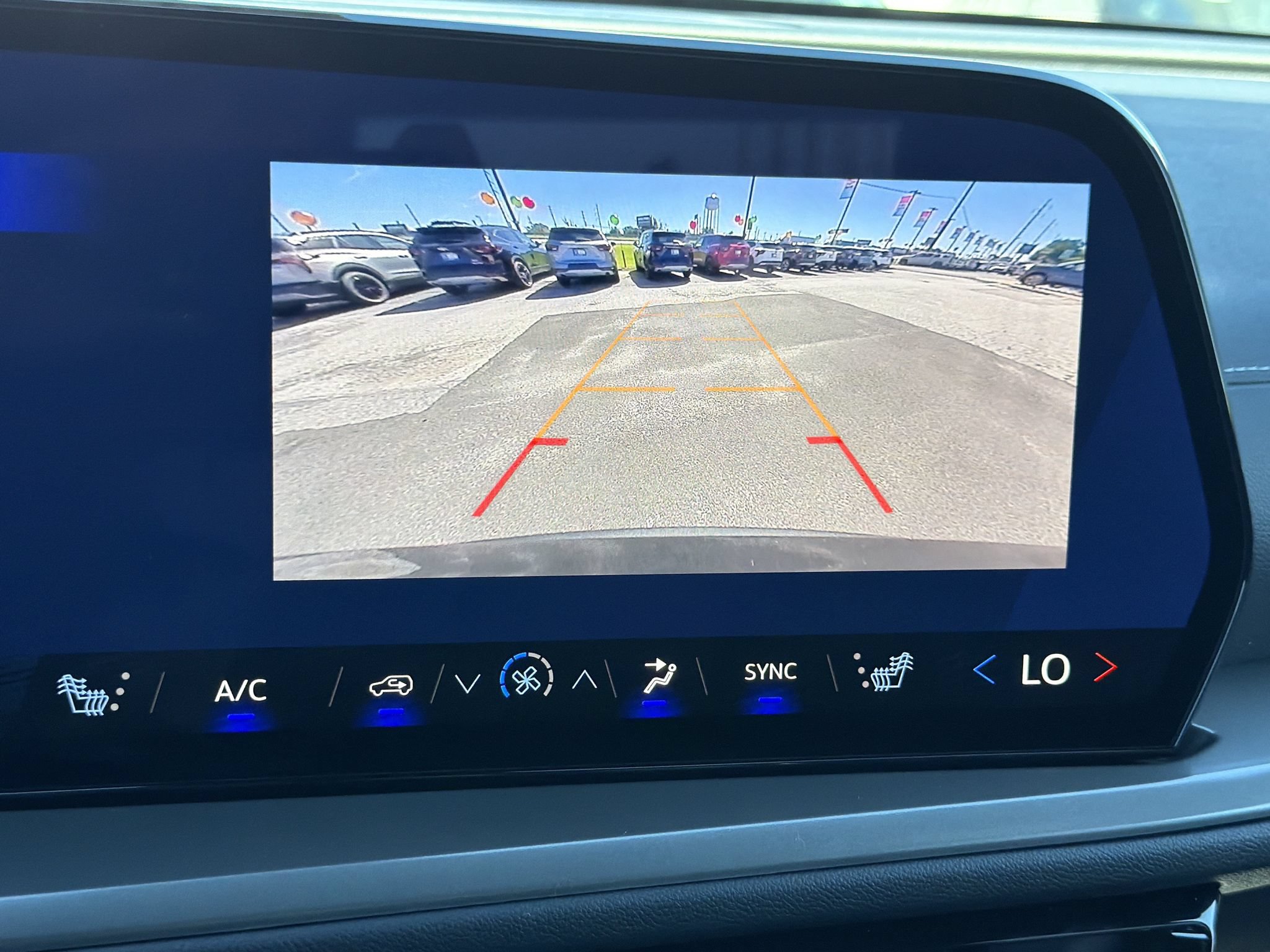 New 2027 Chevrolet Traverse LT w/ Midnight/Sport Edition FWD image 5