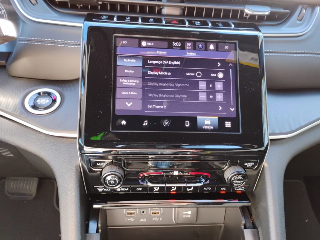 New 2025 Jeep Grand Cherokee Laredo w/ Trailer Tow Package image 28