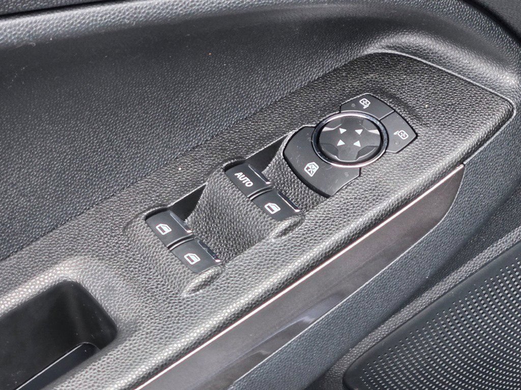 Used 2022 Ford EcoSport SE AWD/4WD image 16