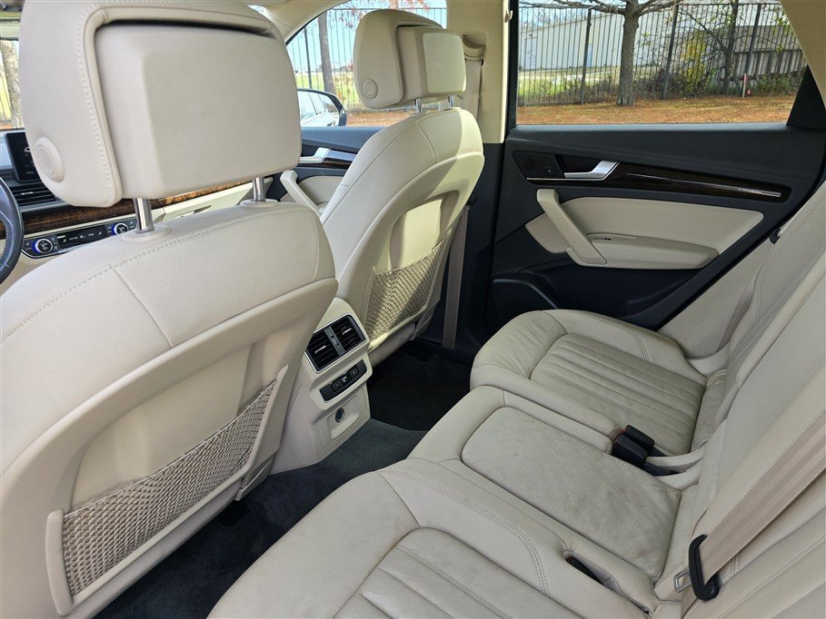 Used 2018 Audi Q5 2.0T Premium Plus w/ Premium Plus Package image 16
