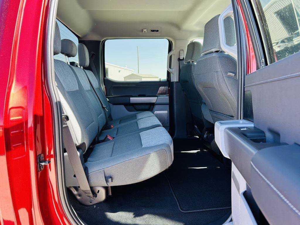 New 2026 Ford F250 XLT w/ XLT Premium Package image 34
