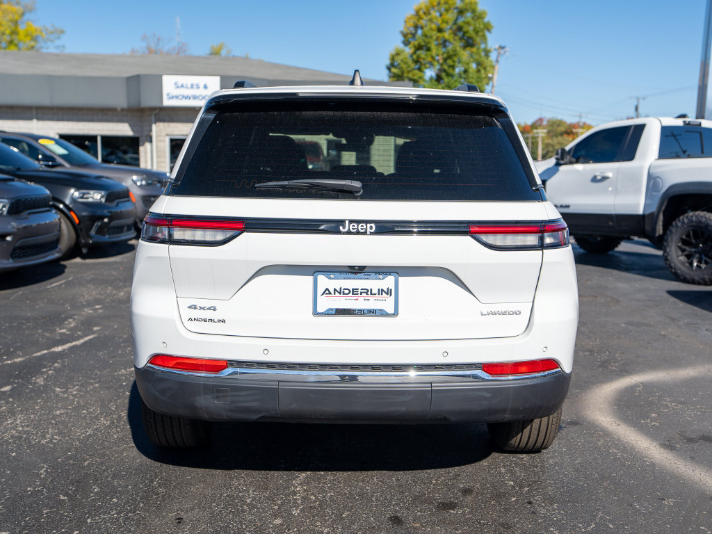 Used 2025 Jeep Grand Cherokee Laredo X AWD/4WD image 8
