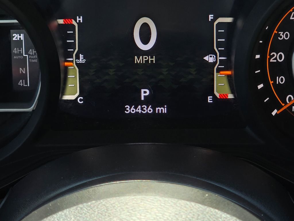 Used 2024 Jeep Wrangler Unlimited Rubicon image 28