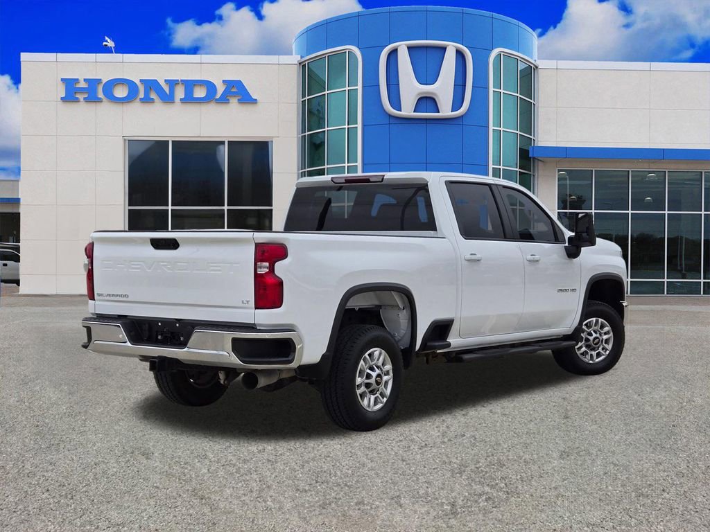 Used 2025 Chevrolet Silverado 2500 LT w/ Convenience Package image 3