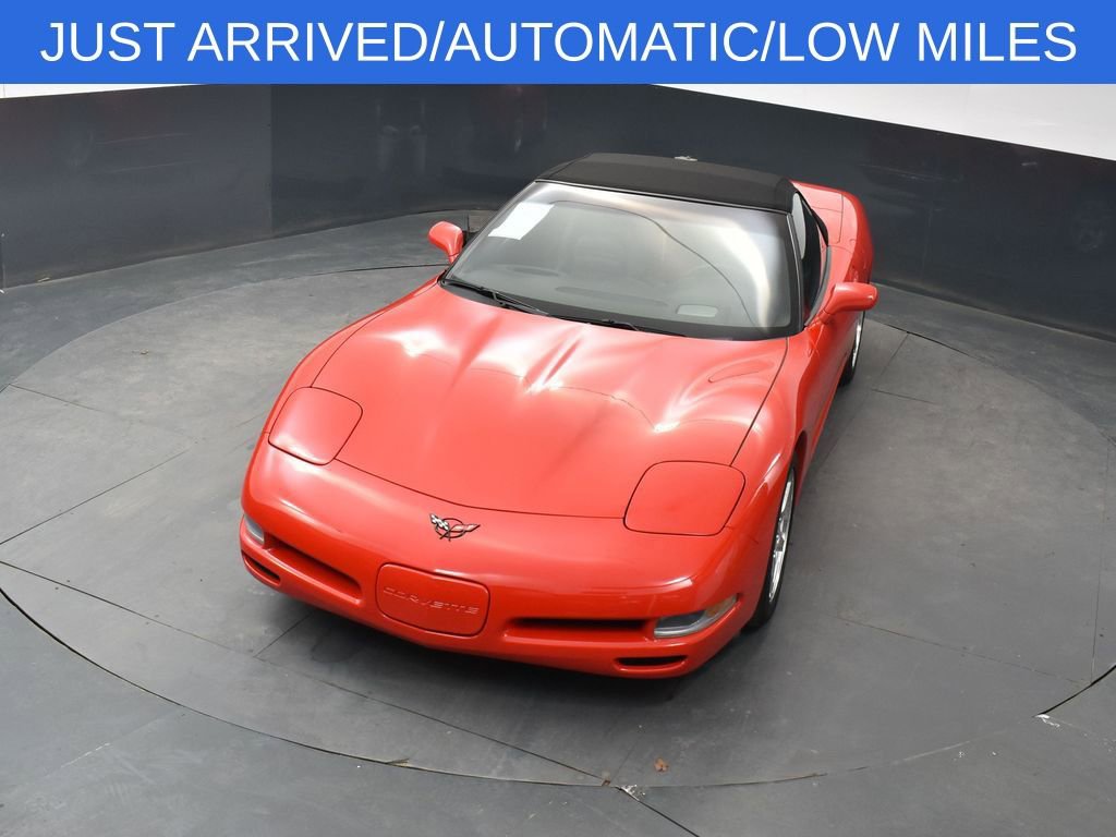 Used 2004 Chevrolet Corvette Convertible w/ Preferred Equipment Group RWD image 21
