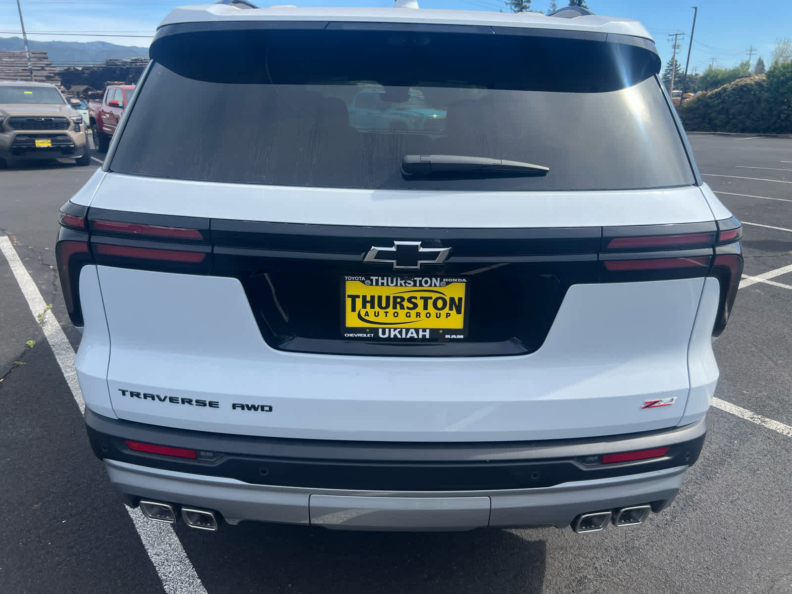 New 2026 Chevrolet Traverse Z71 w/ Enhanced Driving Package AWD/4WD image 7