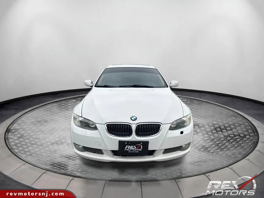 Used 2010 BMW 335i xDrive Coupe image 8