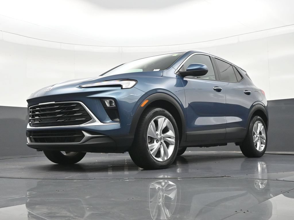 Used 2025 Buick Encore GX Preferred FWD image 24