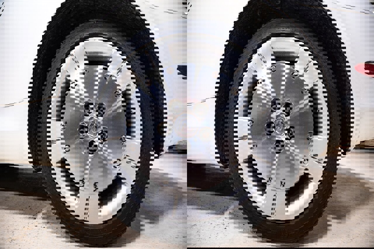 Used 2003 Lexus SC 430 Convertible image 9