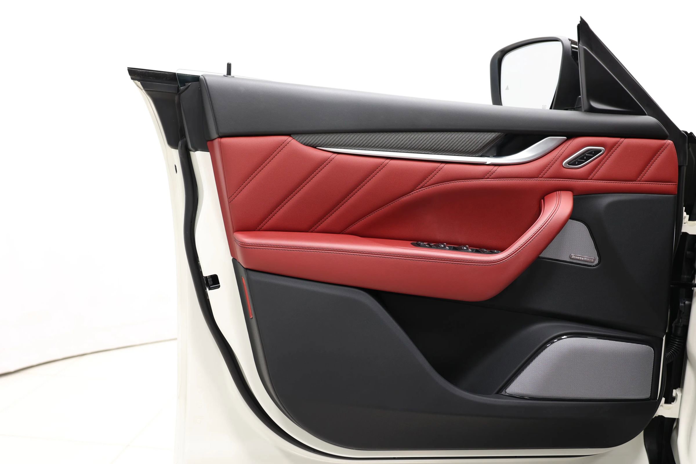 Used 2022 Maserati Levante Modena image 9