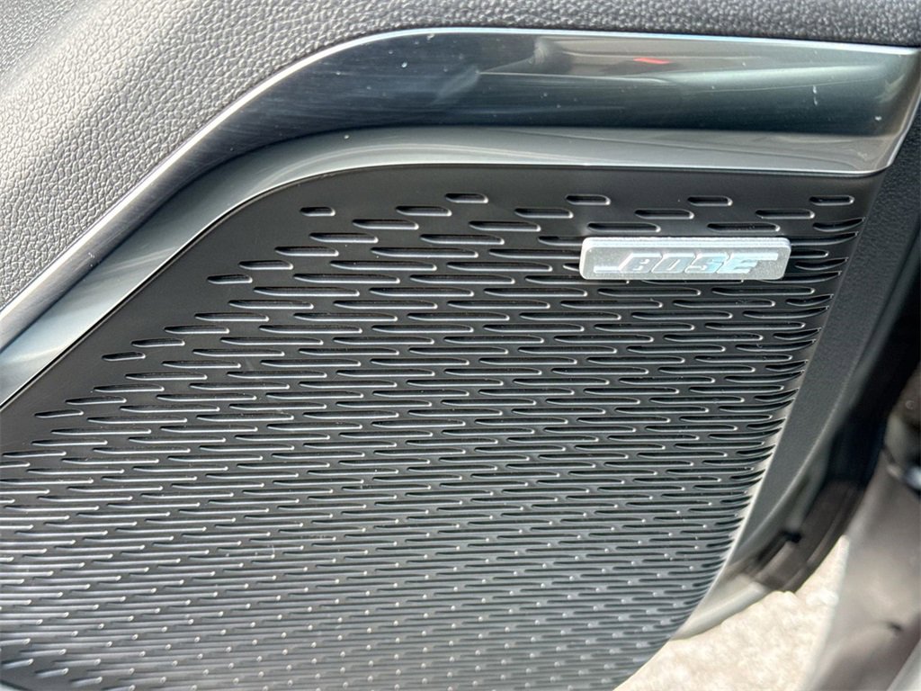 Used 2024 GMC Acadia Elevation w/ Luxury Package image 14