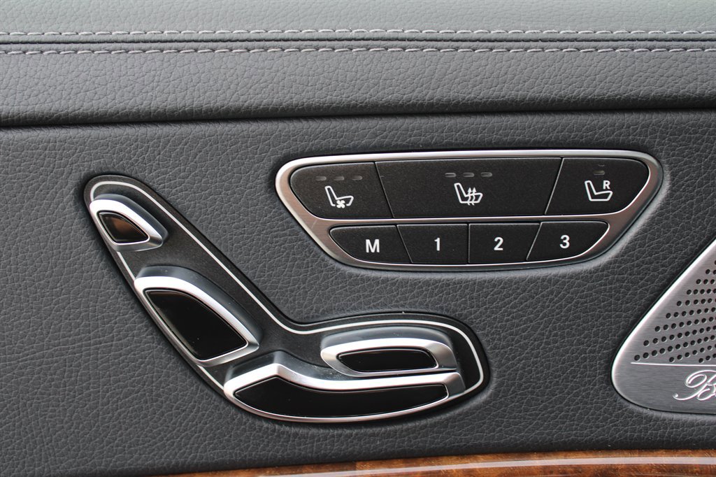 Used 2016 Mercedes-Benz S 550 4MATIC Sedan image 26