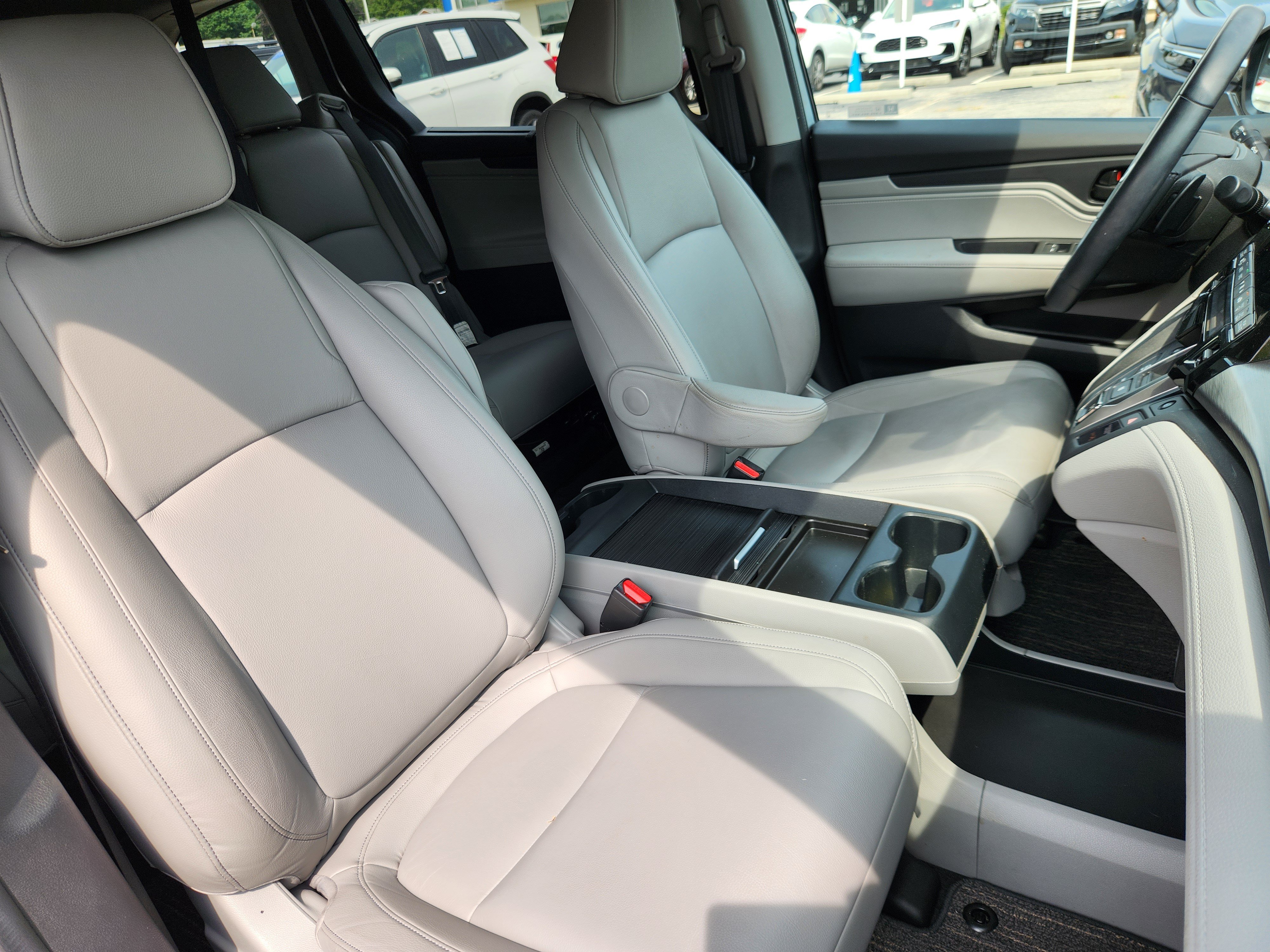 Certified 2024 Honda Odyssey EX-L image 11