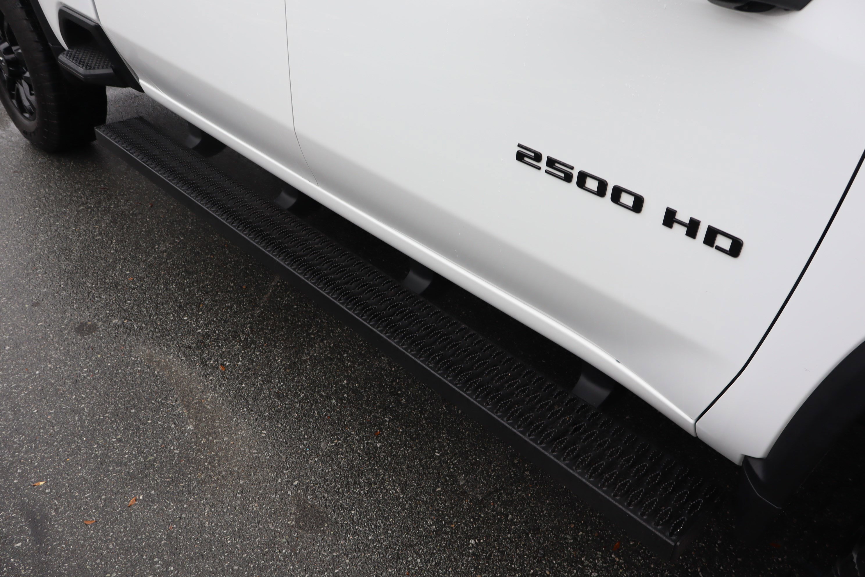 Used 2025 Chevrolet Silverado 2500 LT w/ Trail Boss Package image 13