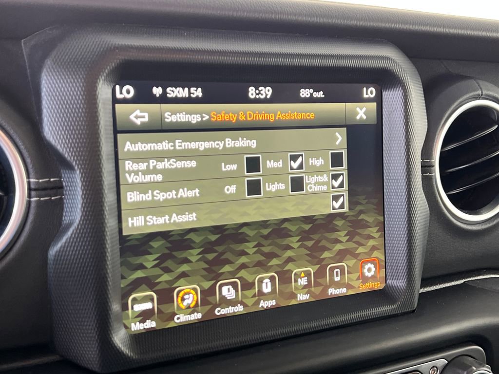 Used 2022 Jeep Wrangler Unlimited Sahara w/ Safety Group AWD/4WD image 36
