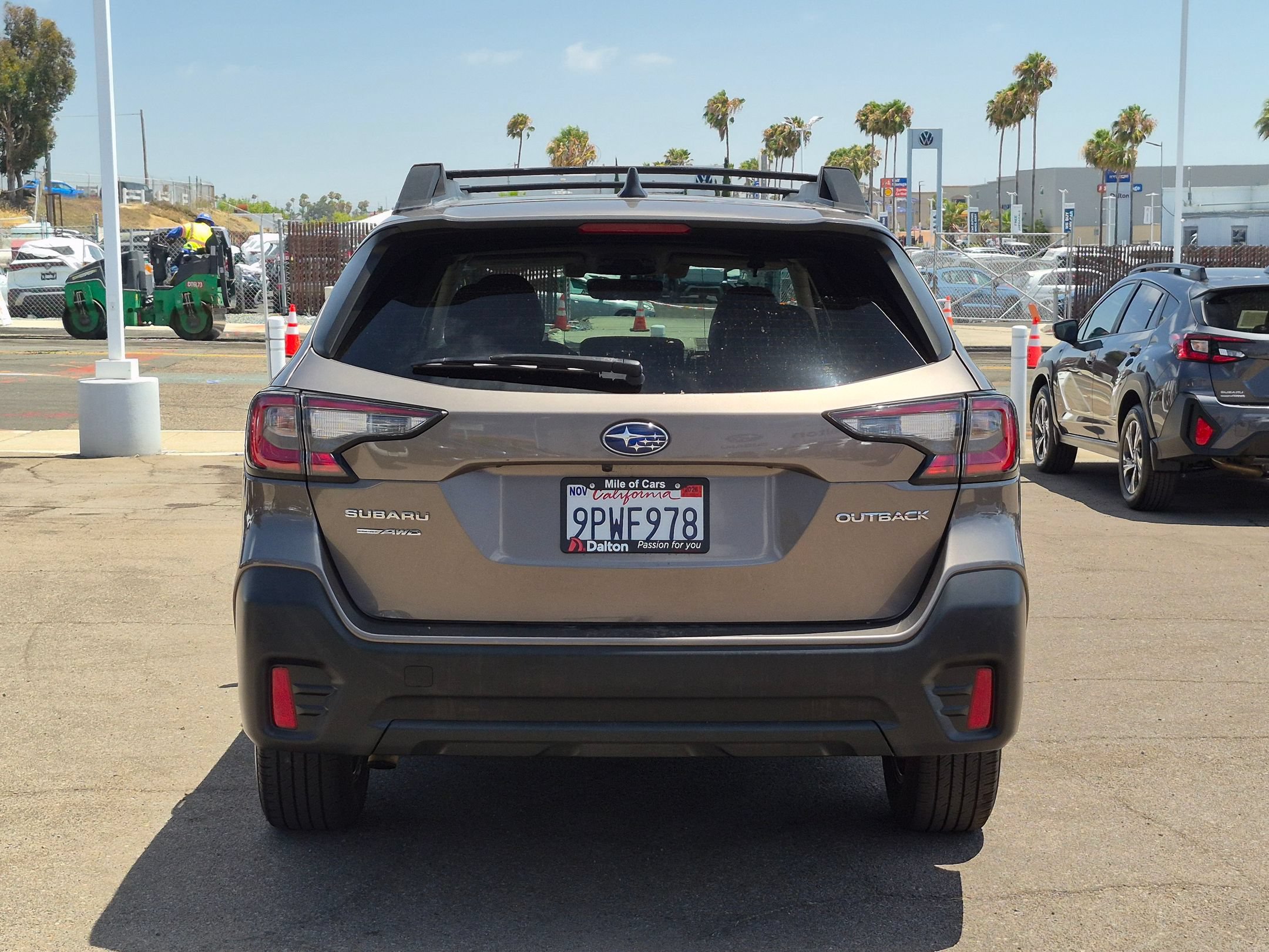 Used 2021 Subaru Outback Premium AWD/4WD image 3