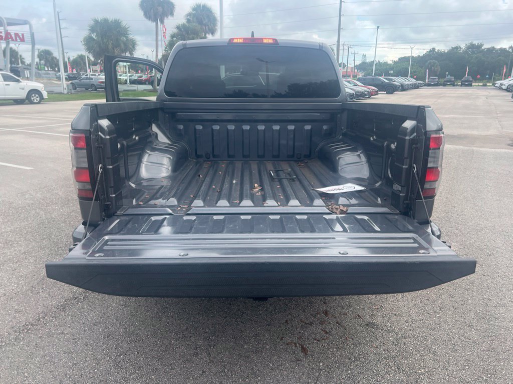 Used 2022 Nissan Frontier SV AWD/4WD image 14