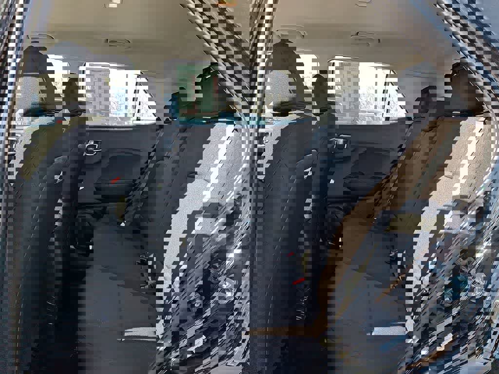 New 2026 Hyundai Venue SE image 8