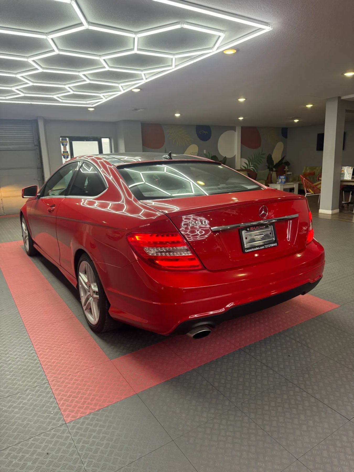 Used 2015 Mercedes-Benz C 250 Coupe image 5