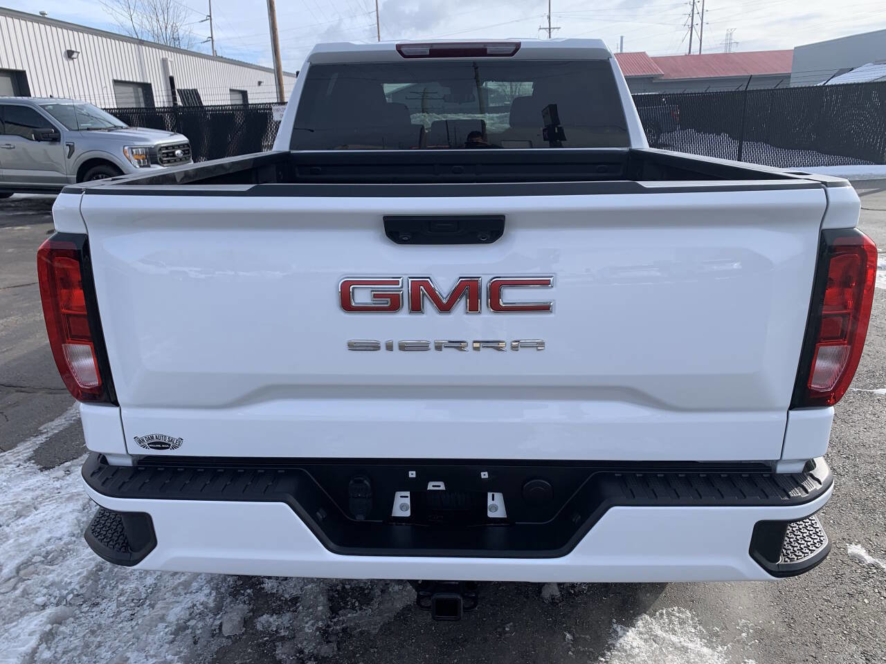 Used 2023 GMC Sierra 1500 Pro w/ Graphite Edition image 9