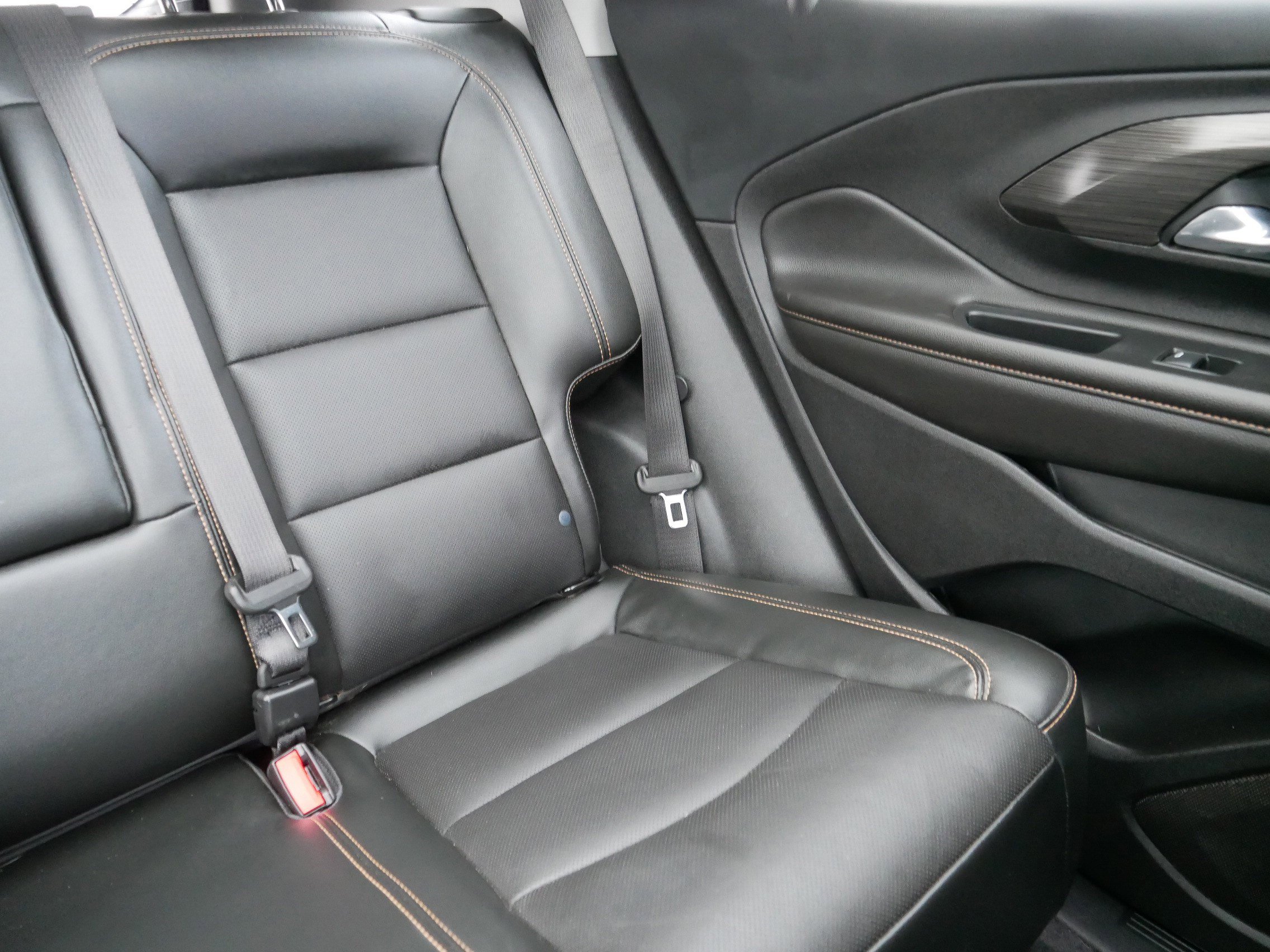 Used 2020 GMC Terrain SLT w/ Preferred Package image 14