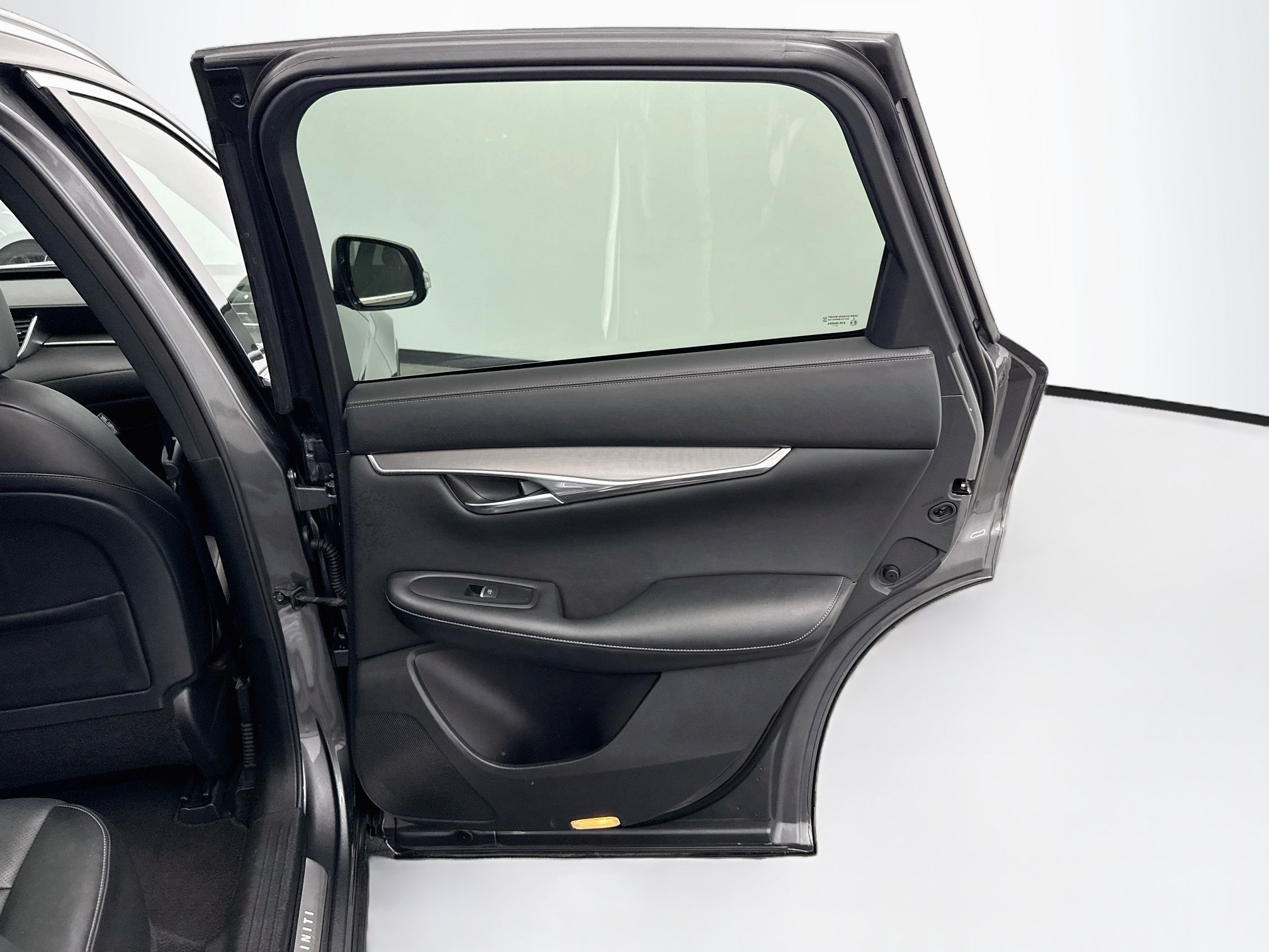 Used 2023 INFINITI QX50 Luxe FWD image 31