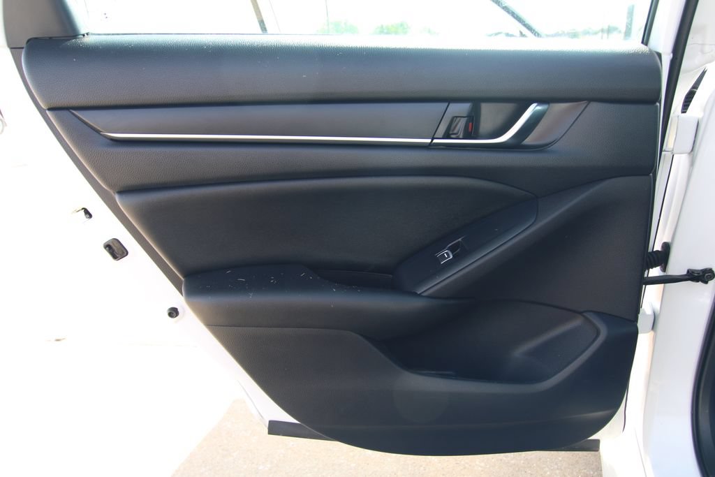 Used 2022 Honda Accord Sport image 34