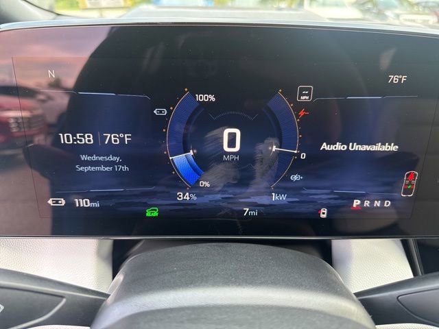 New 2025 Chevrolet Equinox EV LT w/ Convenience Package II FWD image 13