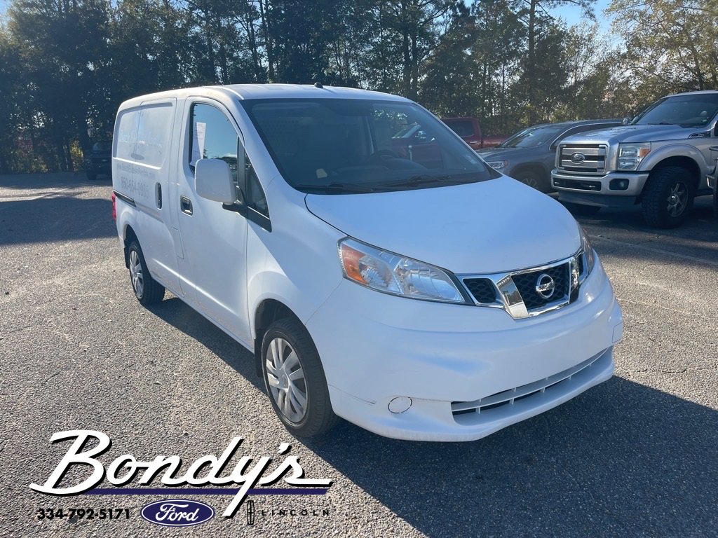 Used 2015 Nissan NV200 SV w/ Back Door Glass Package image 2