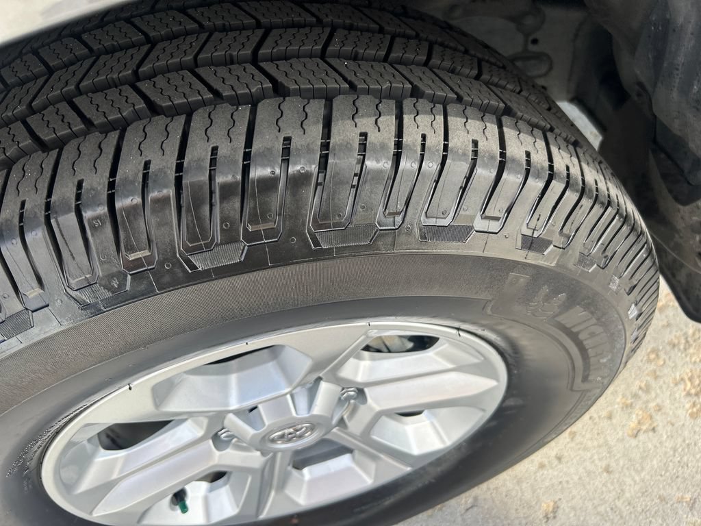 Certified 2023 Toyota 4Runner SR5 AWD/4WD image 25