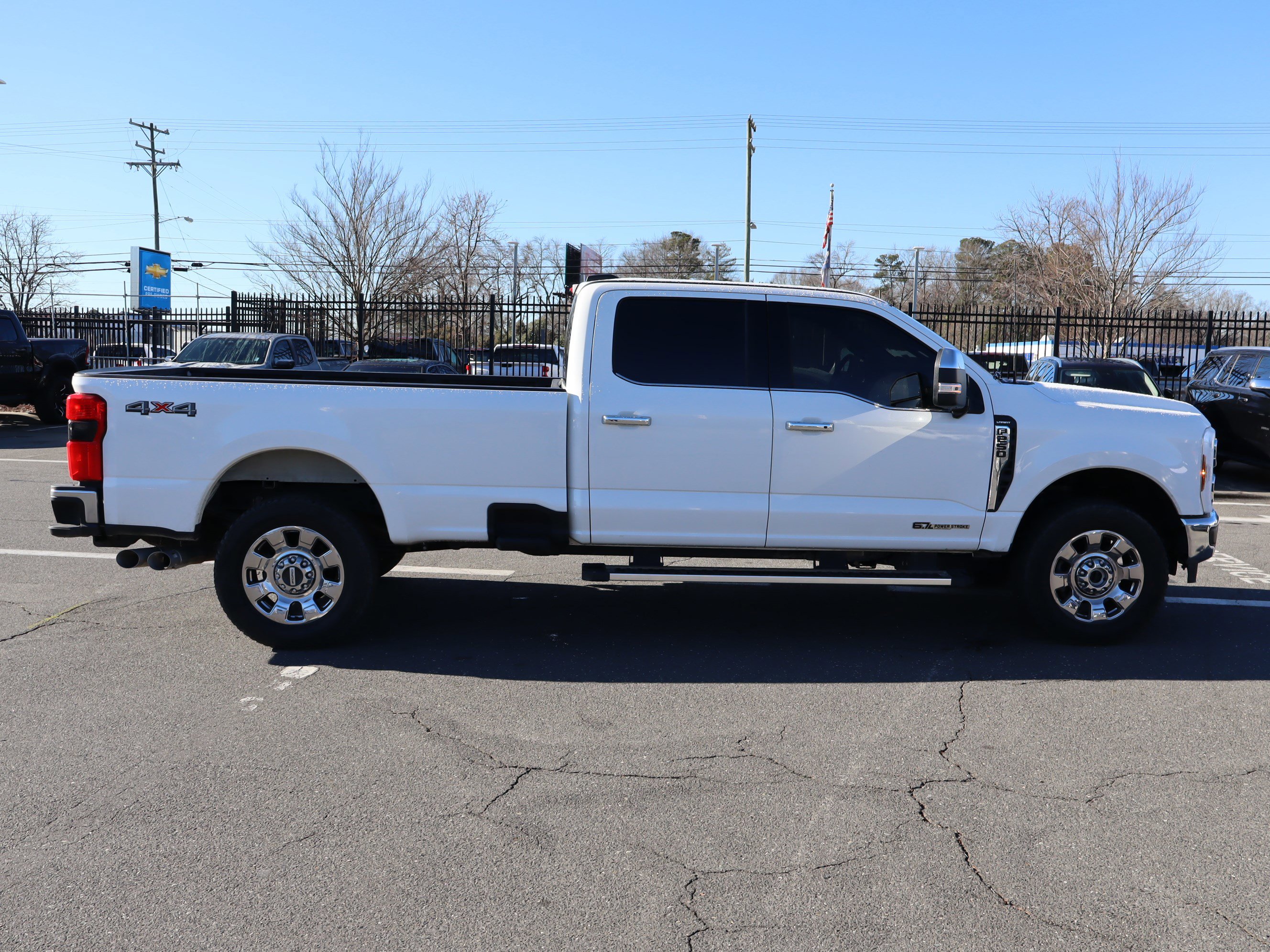 Used 2025 Ford F250 Lariat w/ Chrome Package image 22