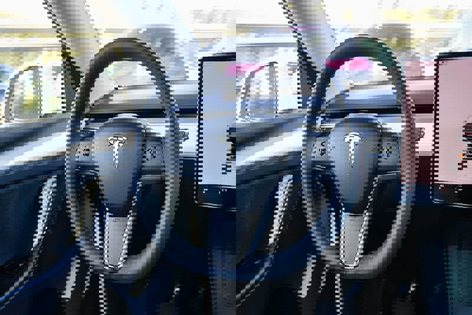 Used 2023 Tesla Model Y Long Range image 15