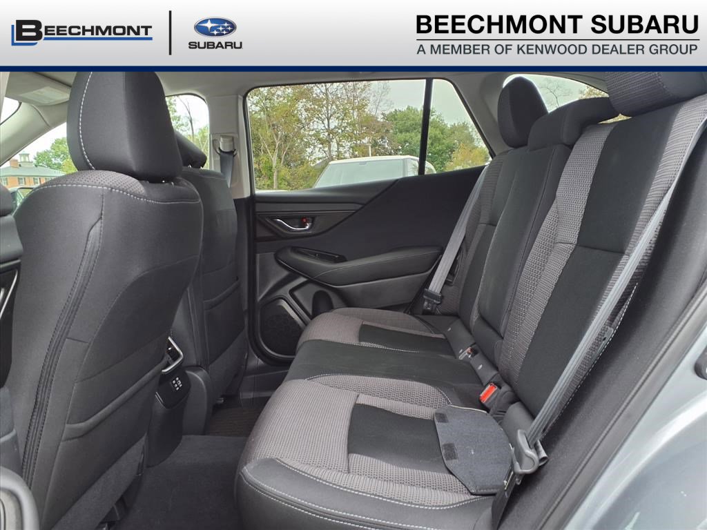 Used 2025 Subaru Outback Premium image 10