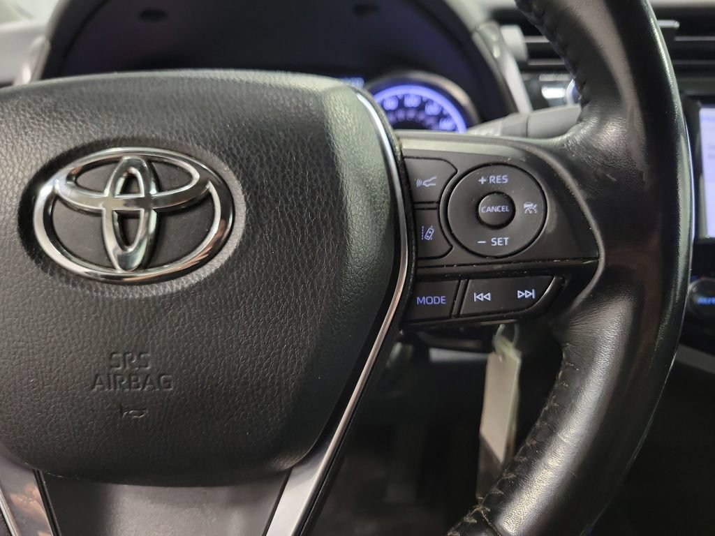 Used 2020 Toyota Camry SE AWD/4WD image 23