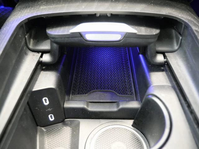 Used 2025 Mercedes-Benz E 350 4MATIC Sedan image 31