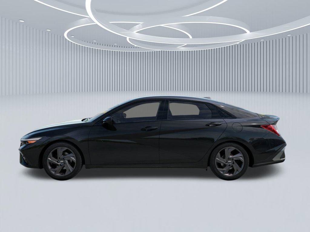 New 2026 Hyundai Elantra Sport image 3