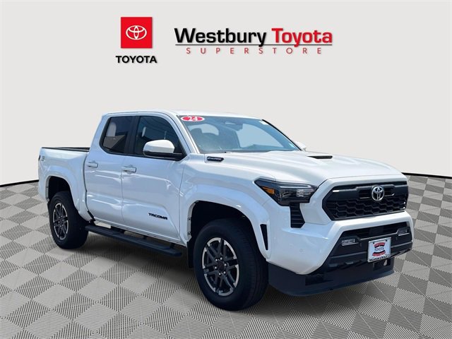 Used 2024 Toyota Tacoma TRD Sport image 1