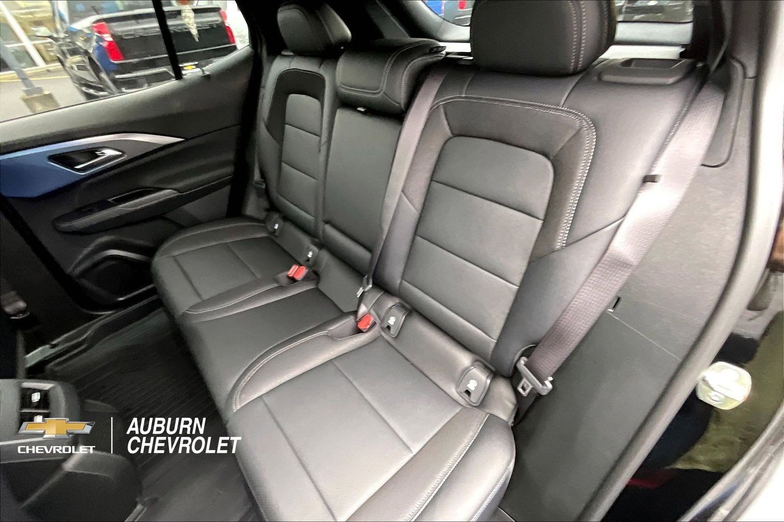 New 2026 Chevrolet Equinox EV LT AWD/4WD image 10